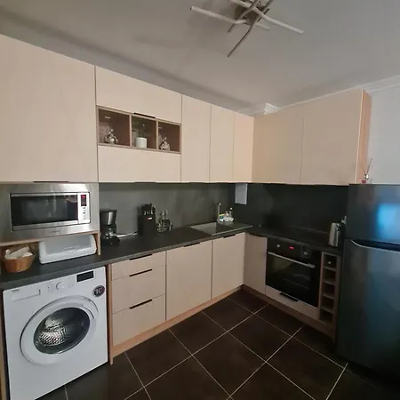 Apartman Dolce 2, Szveti Vlasz