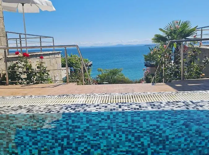 Апартамент Dolce 2, Свети Влас