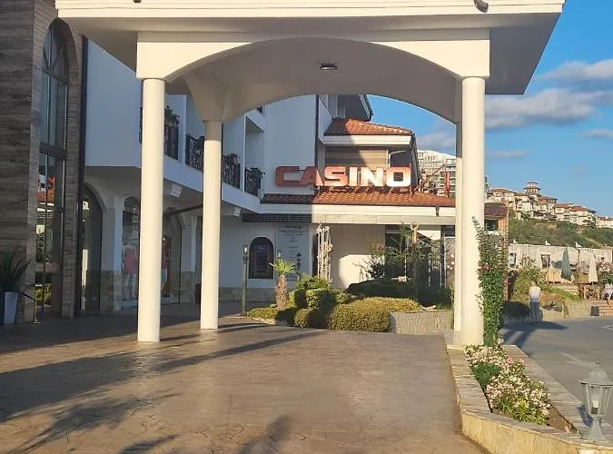 Dolce 2, * Свети Влас